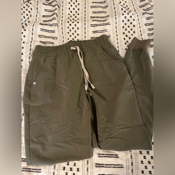 Heathered Olive High Waisted Tatu Slim - Tall Cargo Jogger Scrub Pants - Picture 2 of 2